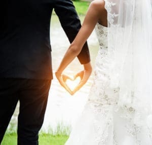 הליך התאזרחות צרפתית על ידי נישואין